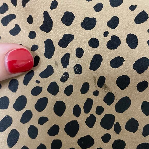 UNIVERSAL THREAD • Spotted Animal Print Bucket Tote Shoulder Bag Purse - Picture 6 of 10